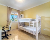 Resale - apartment - Marbella - La Mairena