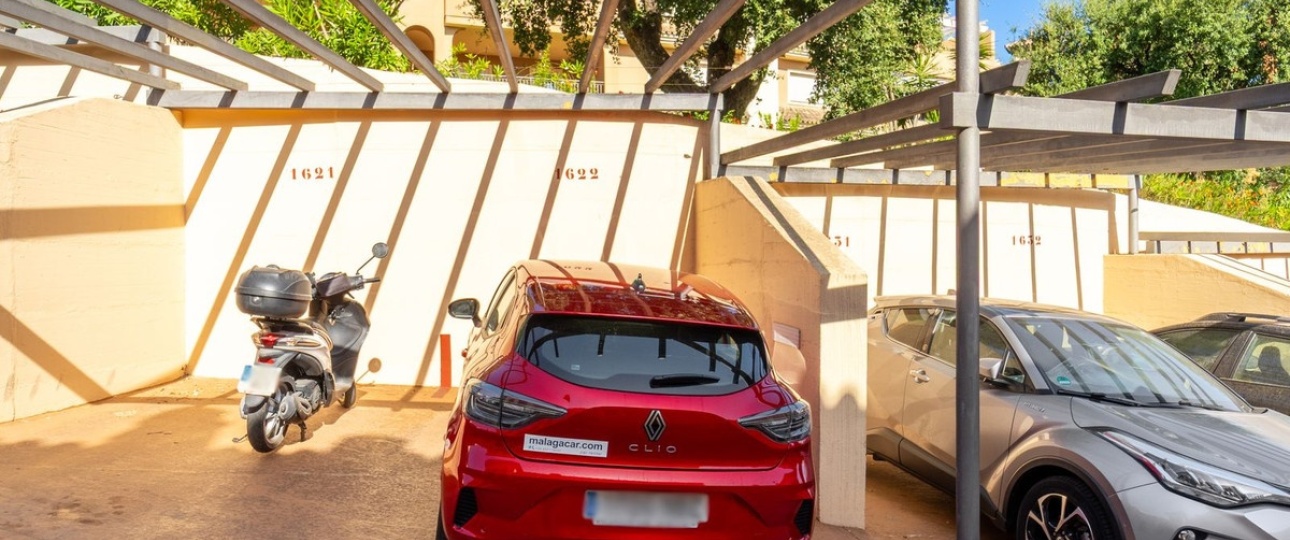 Resale - apartment - Marbella - La Mairena