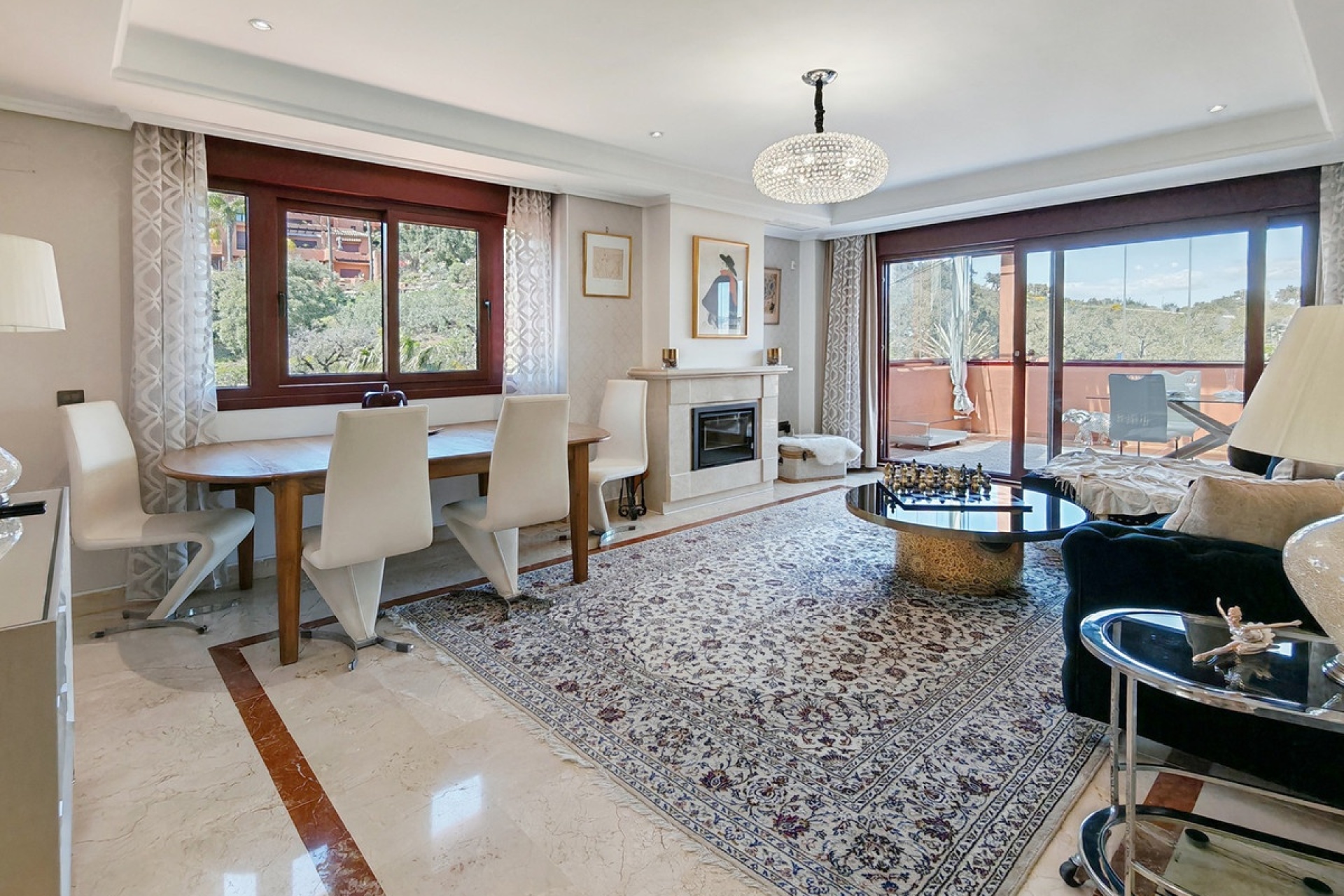 Resale - apartment - Marbella - La Mairena