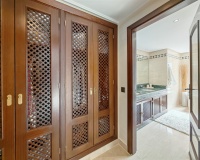 Resale - apartment - Marbella - La Mairena