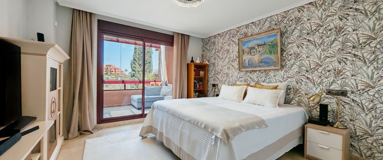 Resale - apartment - Marbella - La Mairena