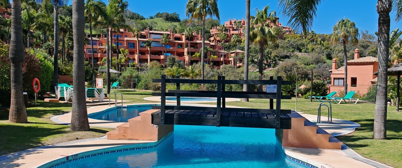 Resale - apartment - Marbella - La Mairena