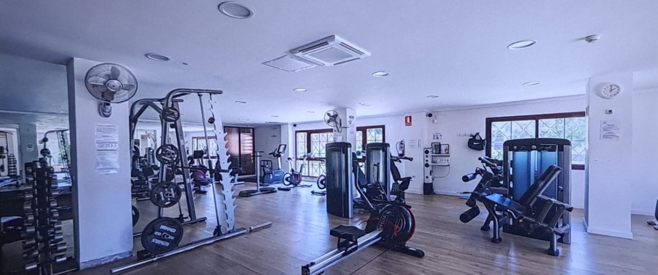 Resale - apartment - Marbella - La Mairena