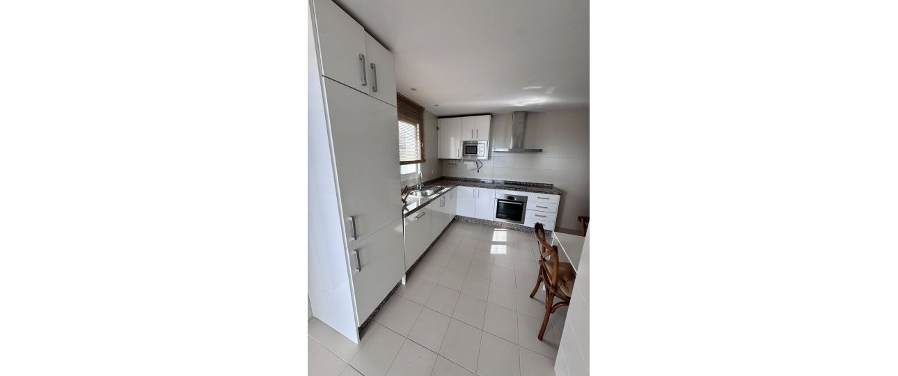 Resale - apartment - Marbella - La Mairena