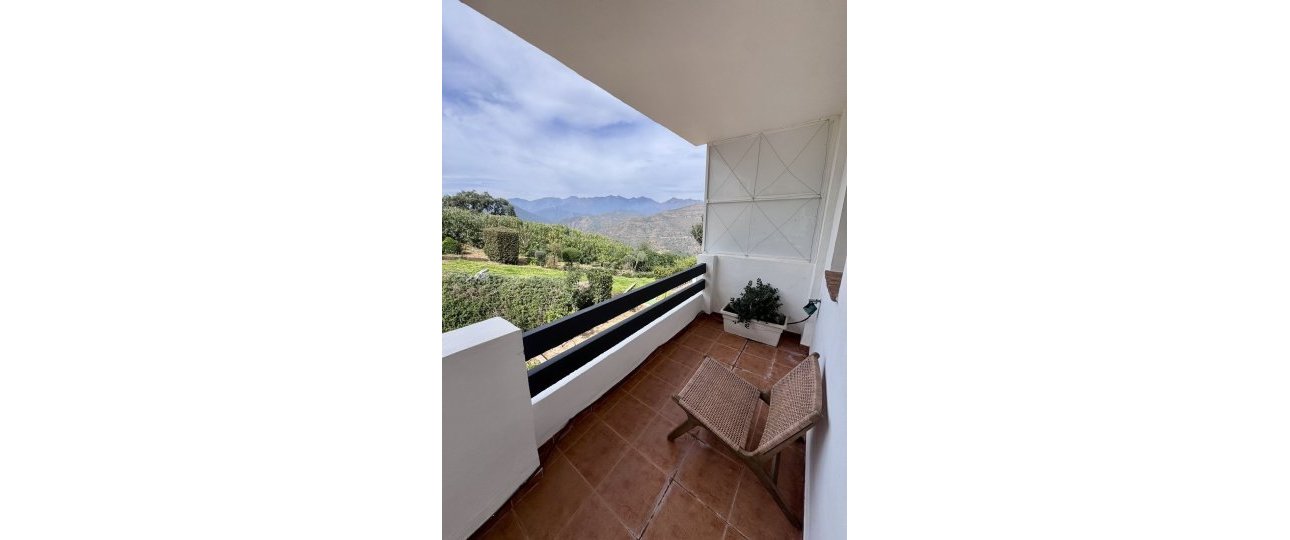 Resale - apartment - Marbella - La Mairena
