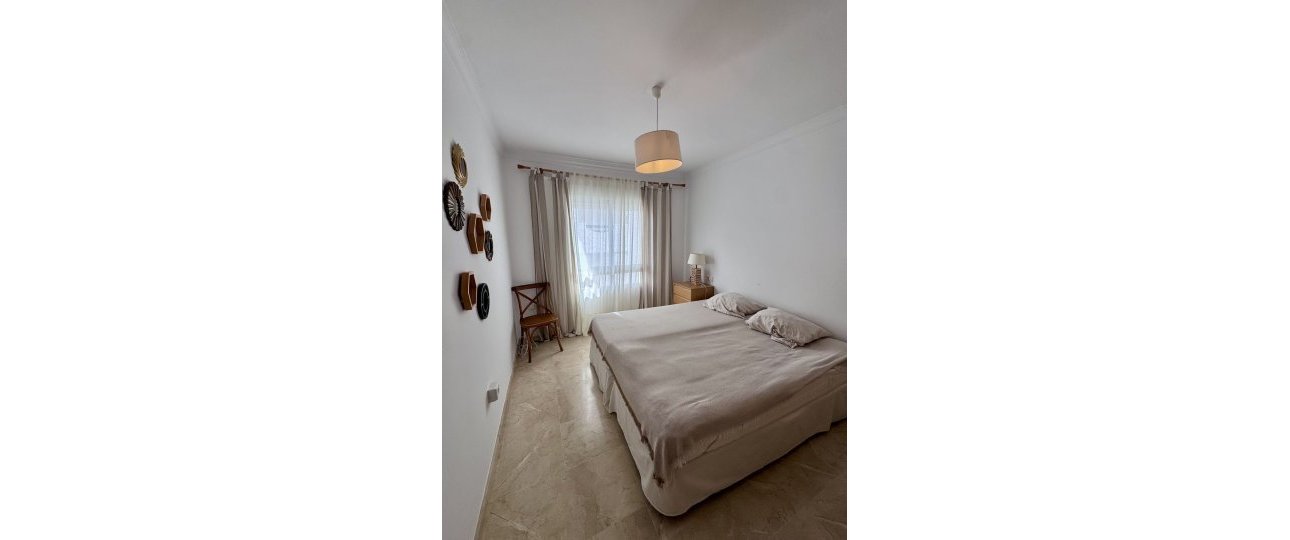Resale - apartment - Marbella - La Mairena
