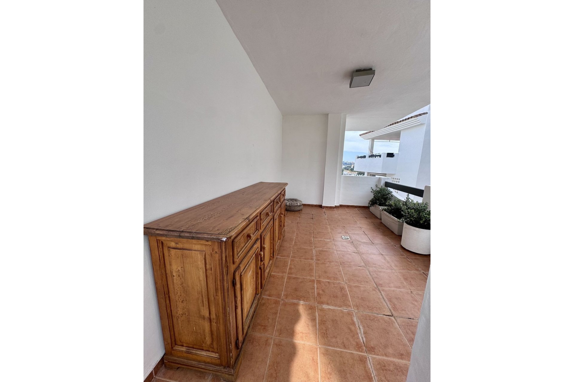 Resale - apartment - Marbella - La Mairena