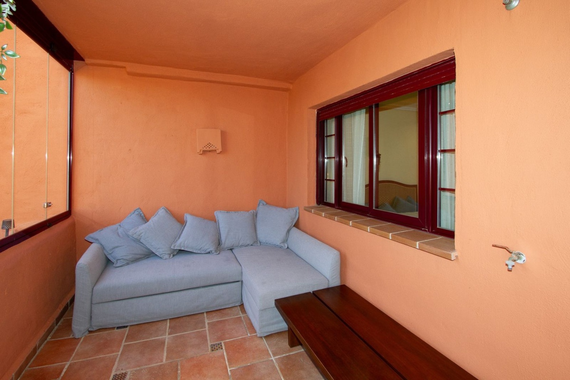 Resale - apartment - Marbella - La Mairena