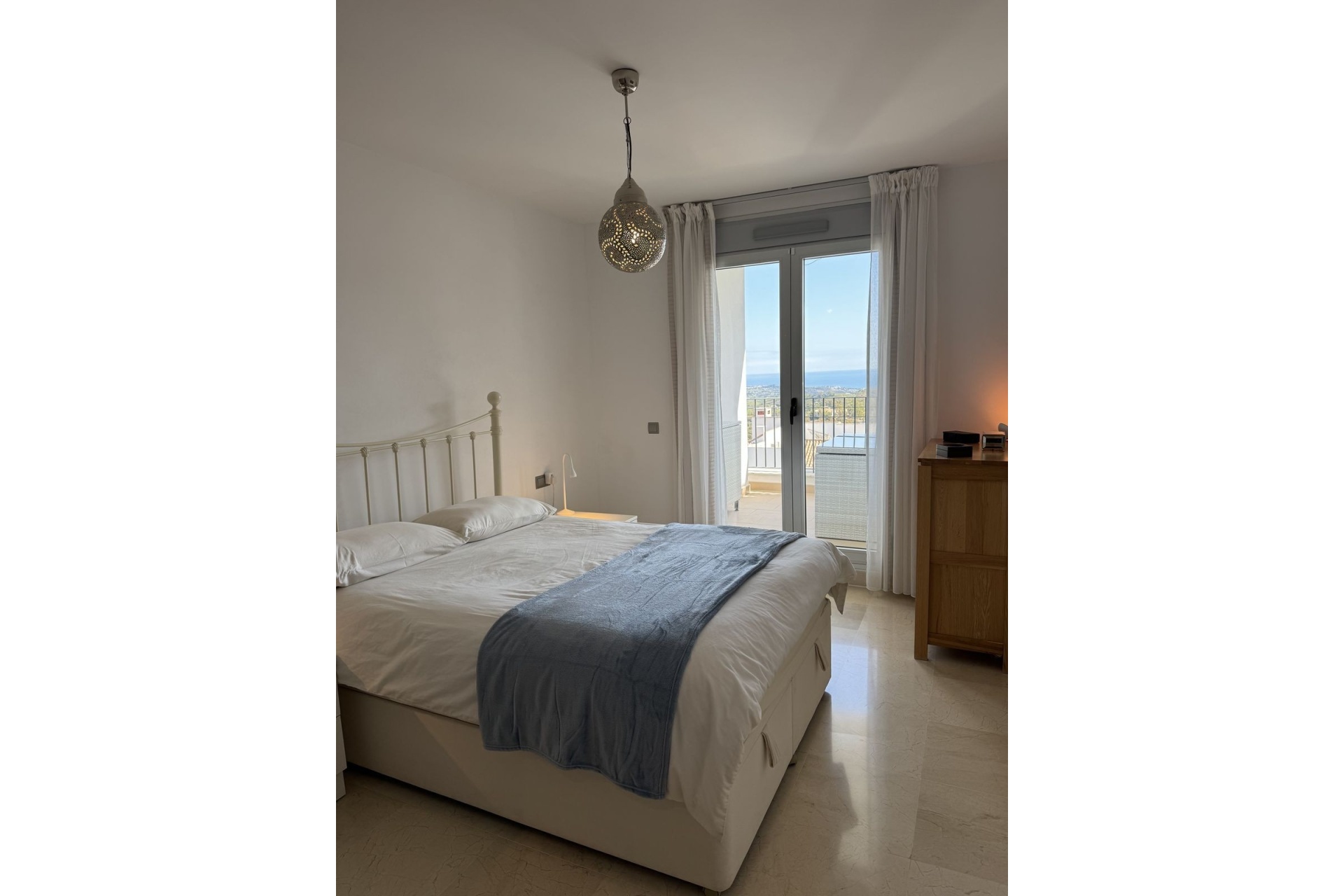 Resale - apartment - Marbella - La Mairena