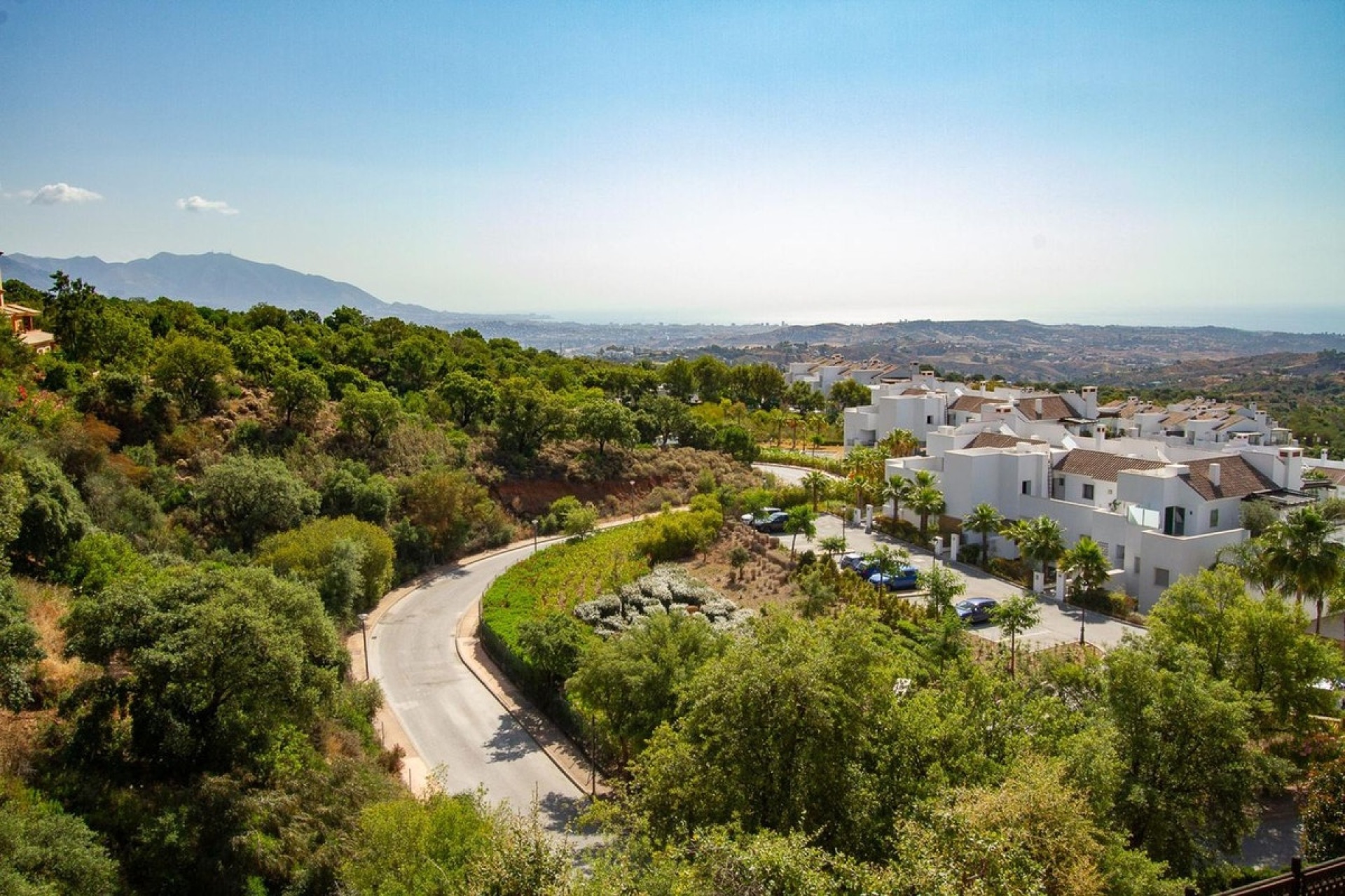 Resale - apartment - Marbella - La Mairena