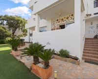 Resale - apartment - Marbella - La Mairena