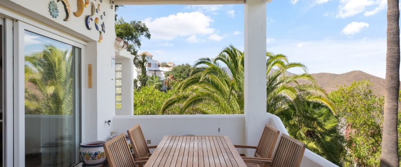 Resale - apartment - Marbella - La Mairena