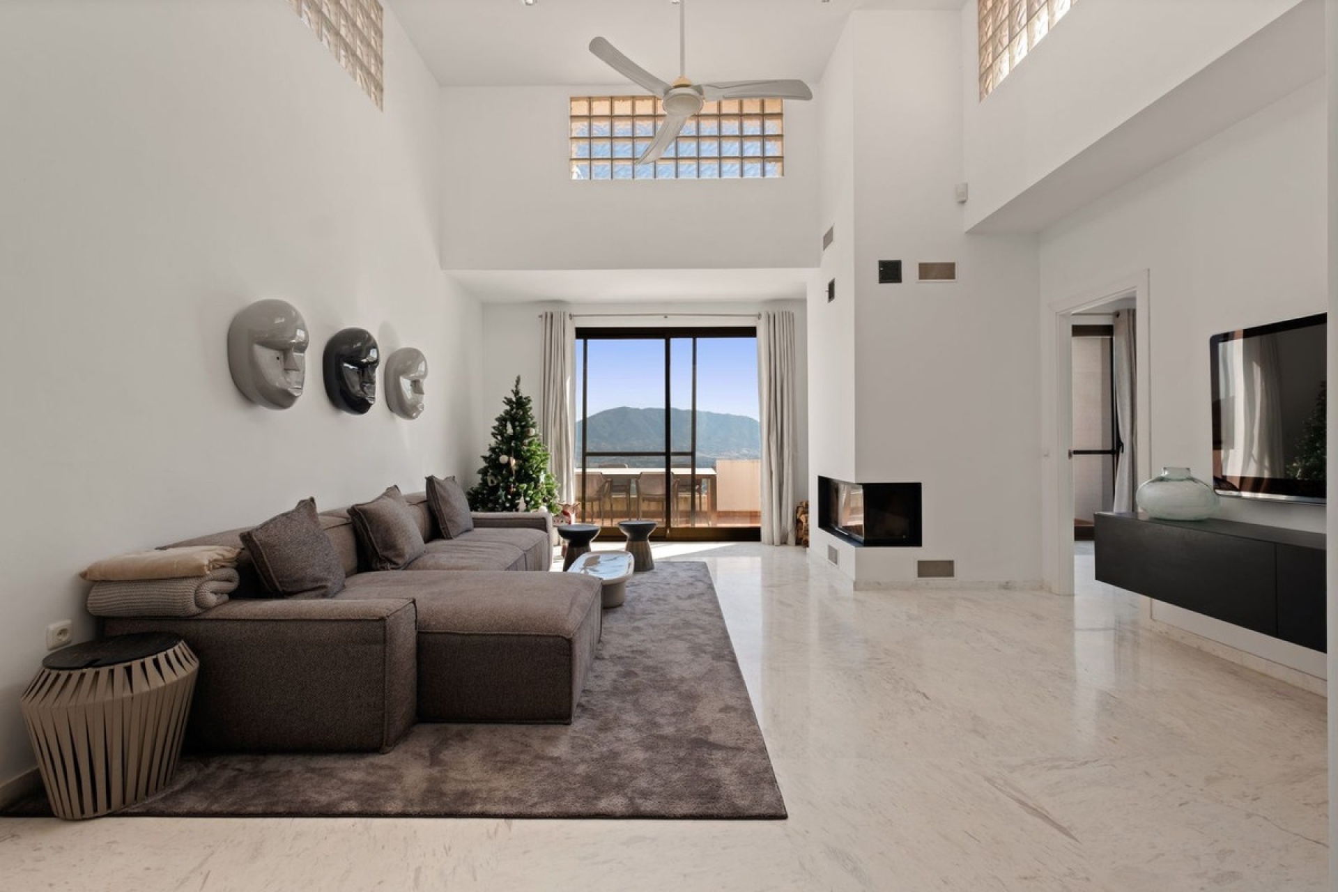 Resale - apartment - Marbella - La Mairena