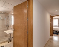 Resale - apartment - Marbella - La Mairena