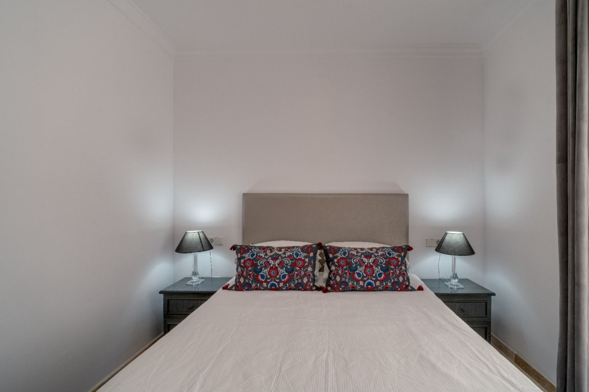 Resale - apartment - Marbella - La Mairena