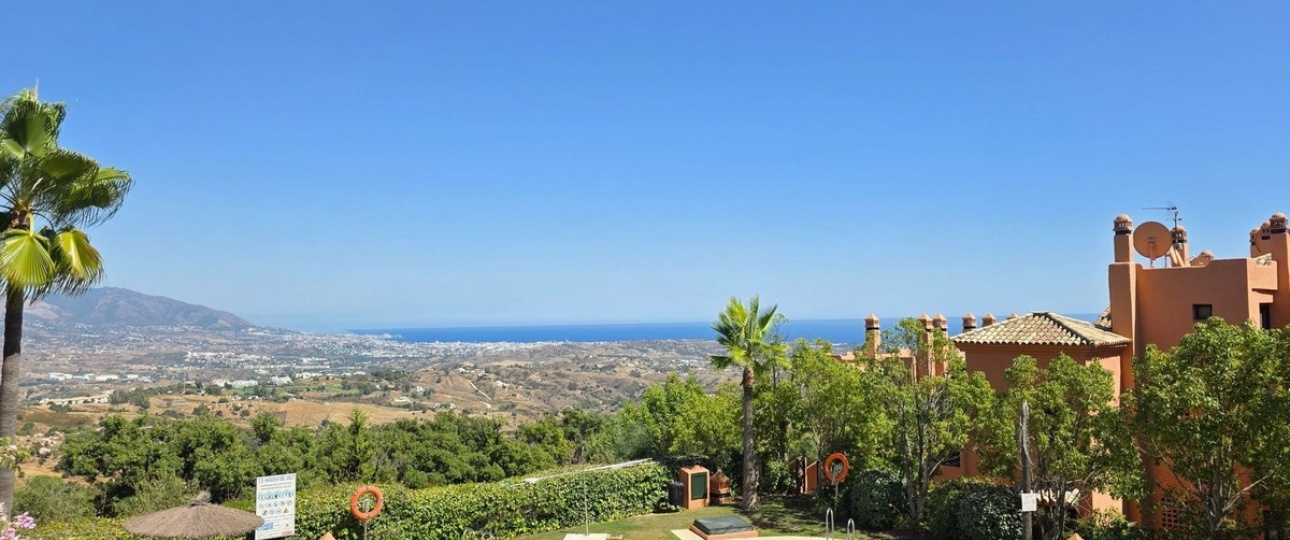 Resale - apartment - Marbella - La Mairena