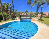 Resale - apartment - Marbella - La Mairena