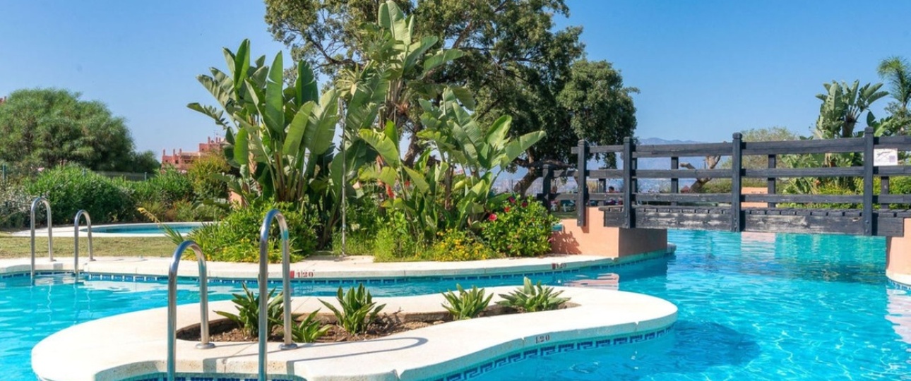 Resale - apartment - Marbella - La Mairena