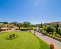 Resale - apartment - Marbella - La Mairena