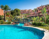 Resale - apartment - Marbella - La Mairena