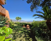 Resale - apartment - Marbella - La Mairena