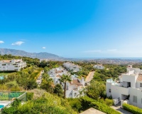 Resale - apartment - Marbella - La Mairena