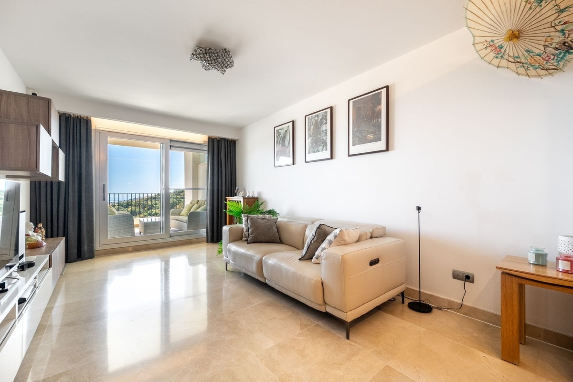 Resale - apartment - Marbella - La Mairena