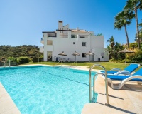 Resale - apartment - Marbella - La Mairena