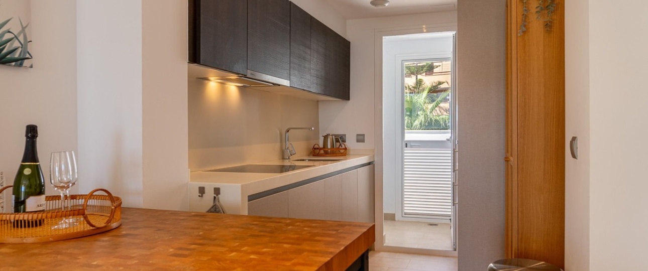 Resale - apartment - Marbella - La Mairena