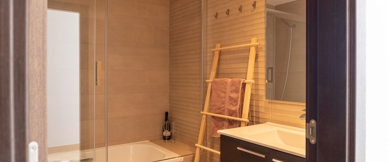 Resale - apartment - Marbella - La Mairena