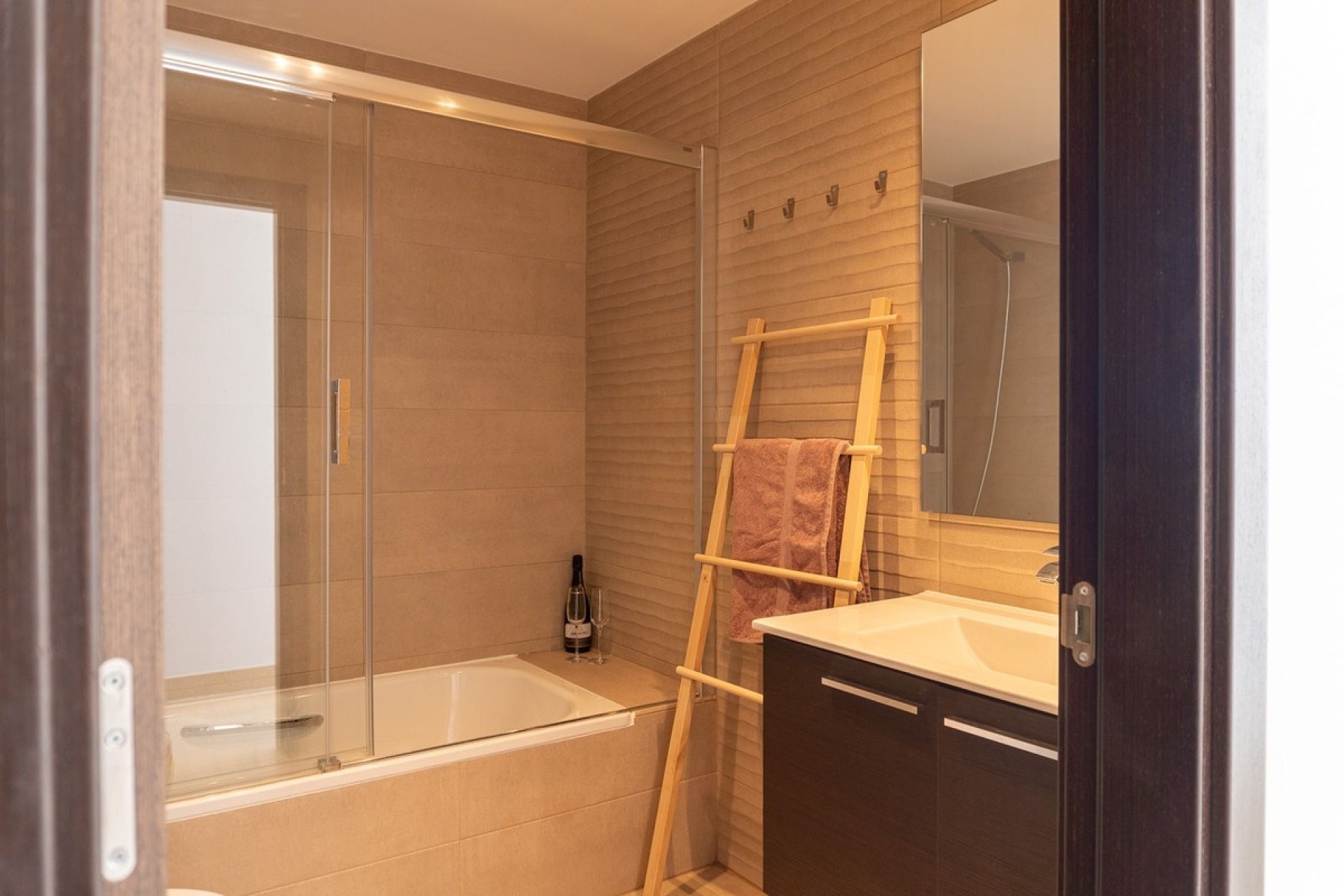 Resale - apartment - Marbella - La Mairena