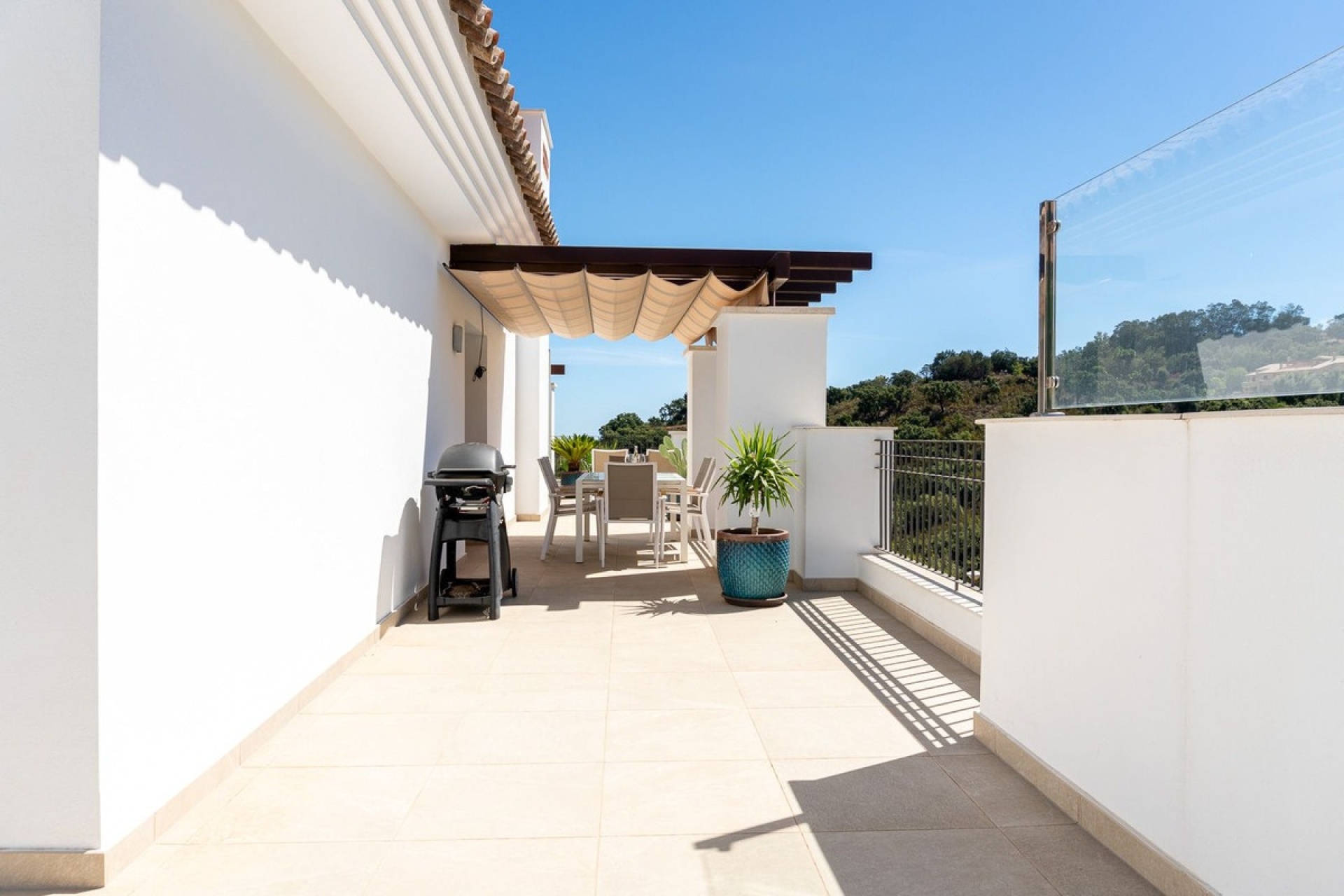 Resale - apartment - Marbella - La Mairena