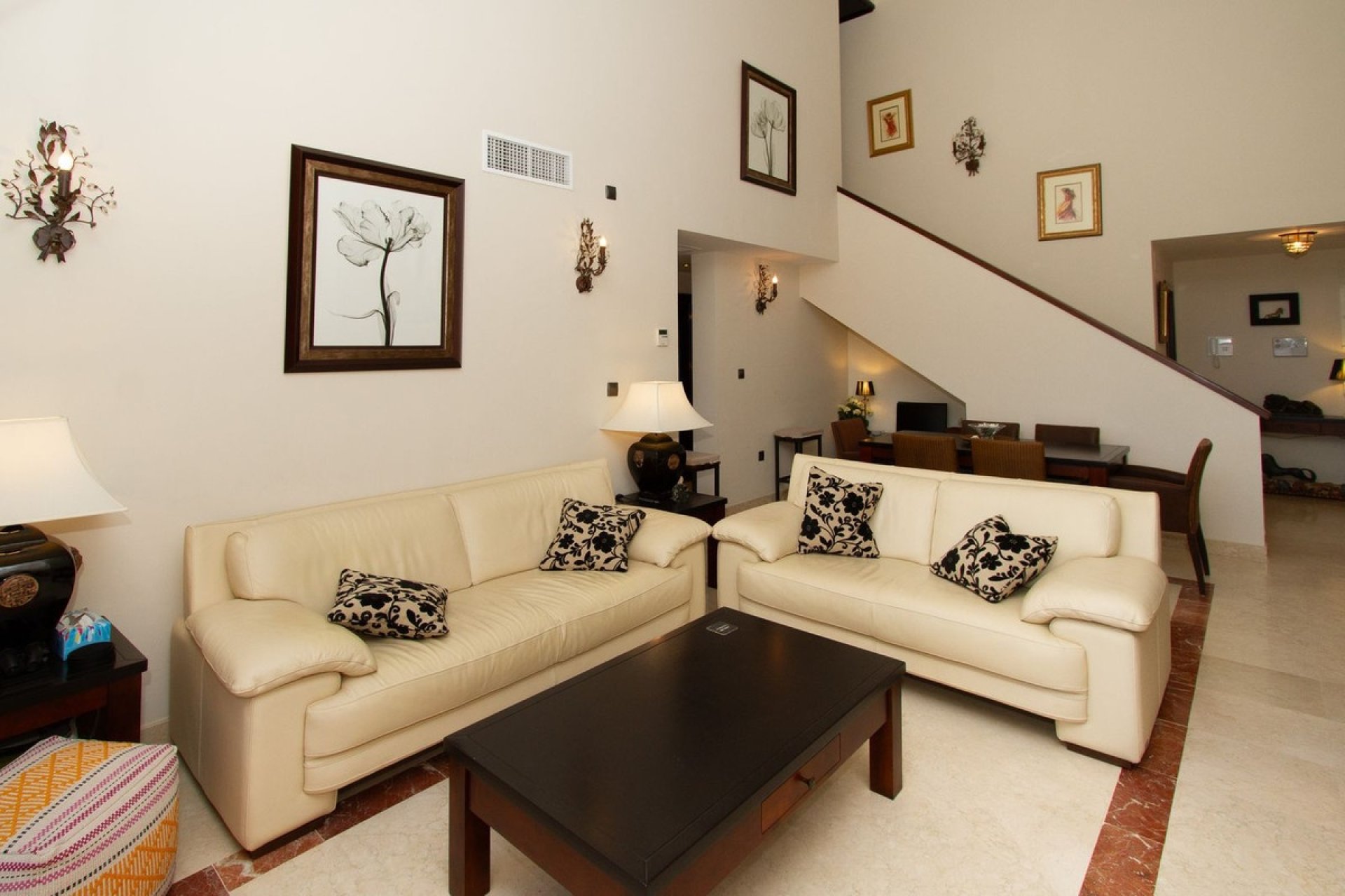 Resale - apartment - Marbella - La Mairena