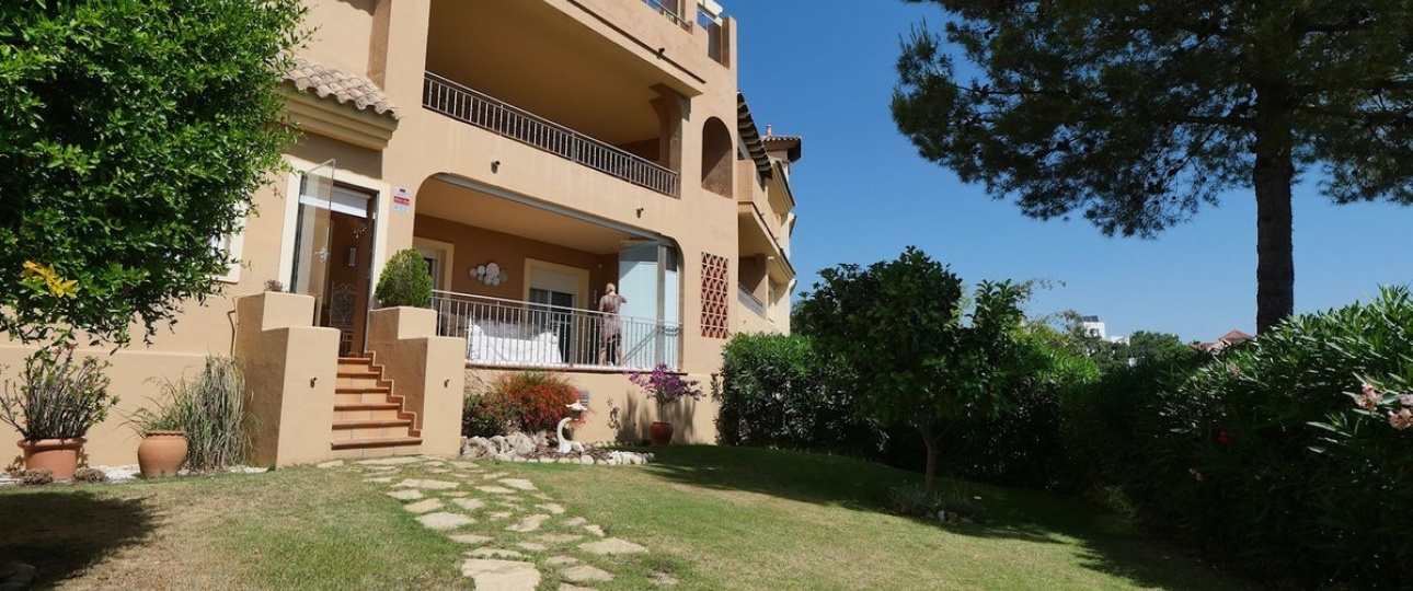 Resale - apartment - Marbella - La Mairena