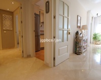 Resale - apartment - Marbella - La Mairena