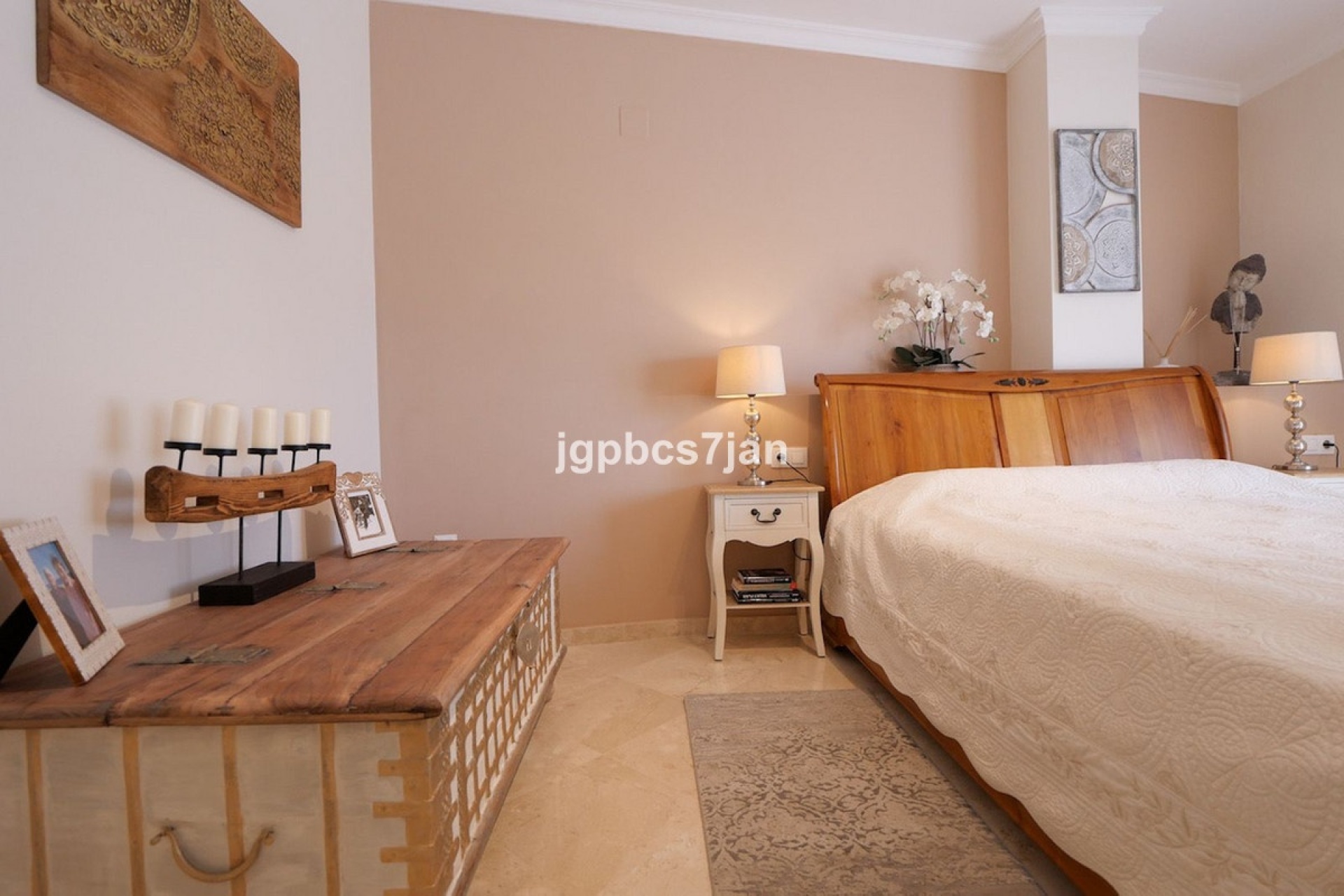 Resale - apartment - Marbella - La Mairena