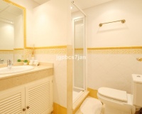 Resale - apartment - Marbella - La Mairena