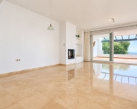 Resale - apartment - Marbella - La Mairena