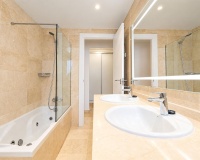 Resale - apartment - Marbella - La Mairena
