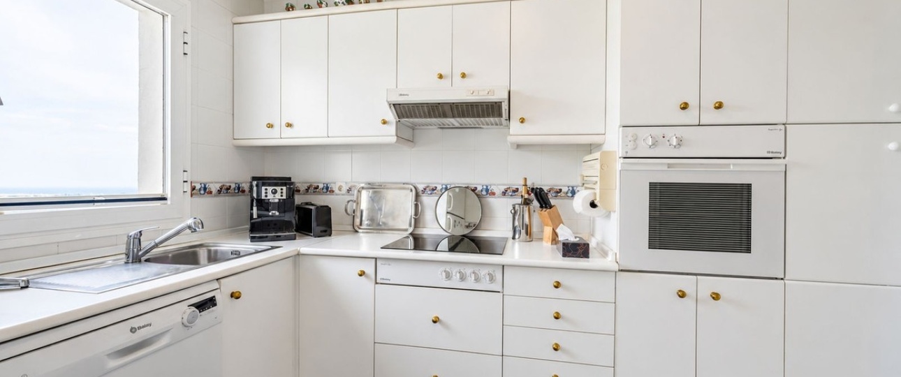 Resale - apartment - Marbella - La Mairena