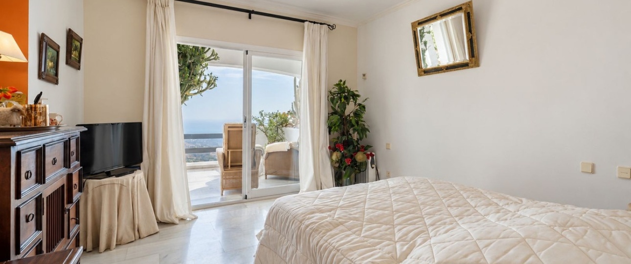 Resale - apartment - Marbella - La Mairena