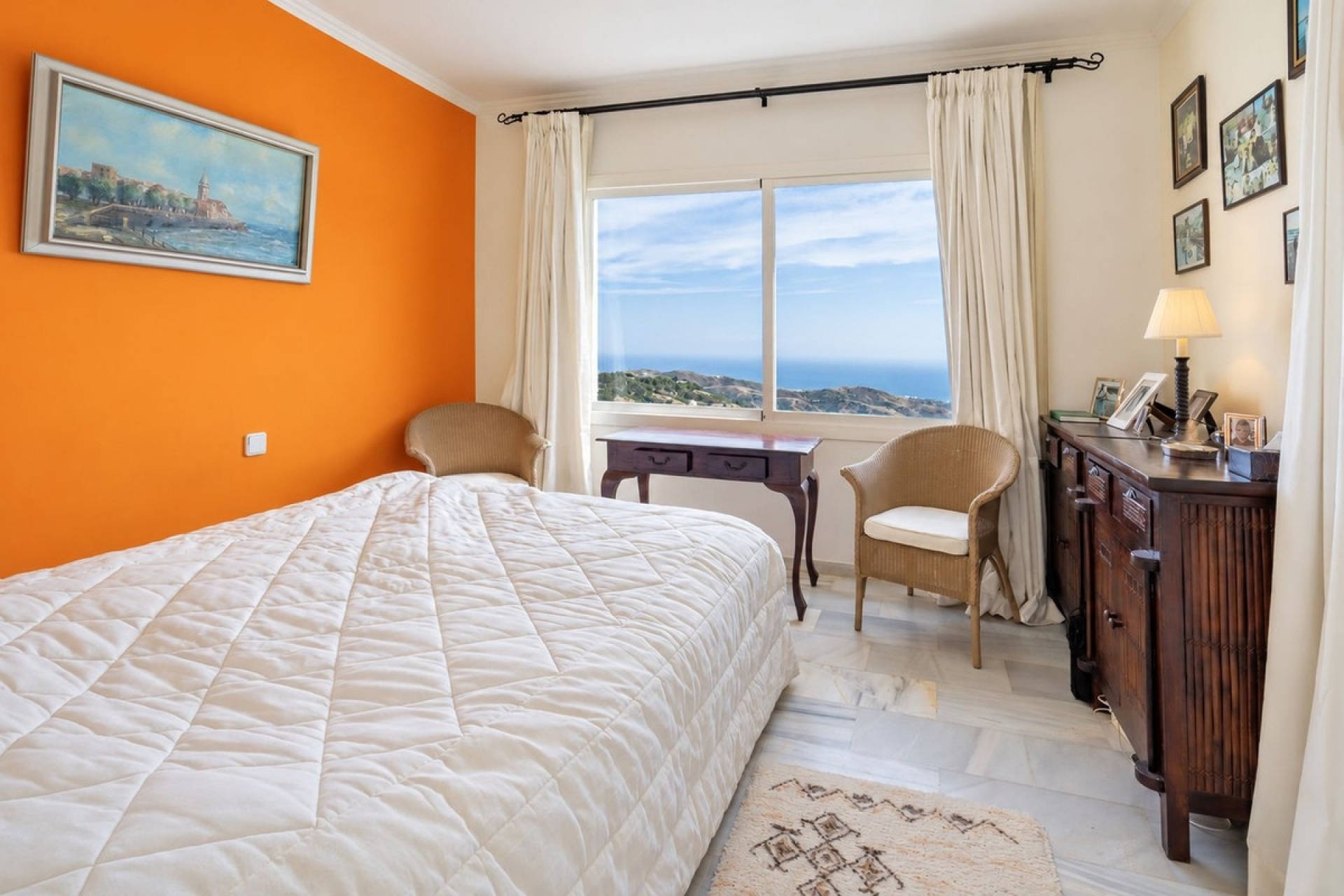 Resale - apartment - Marbella - La Mairena