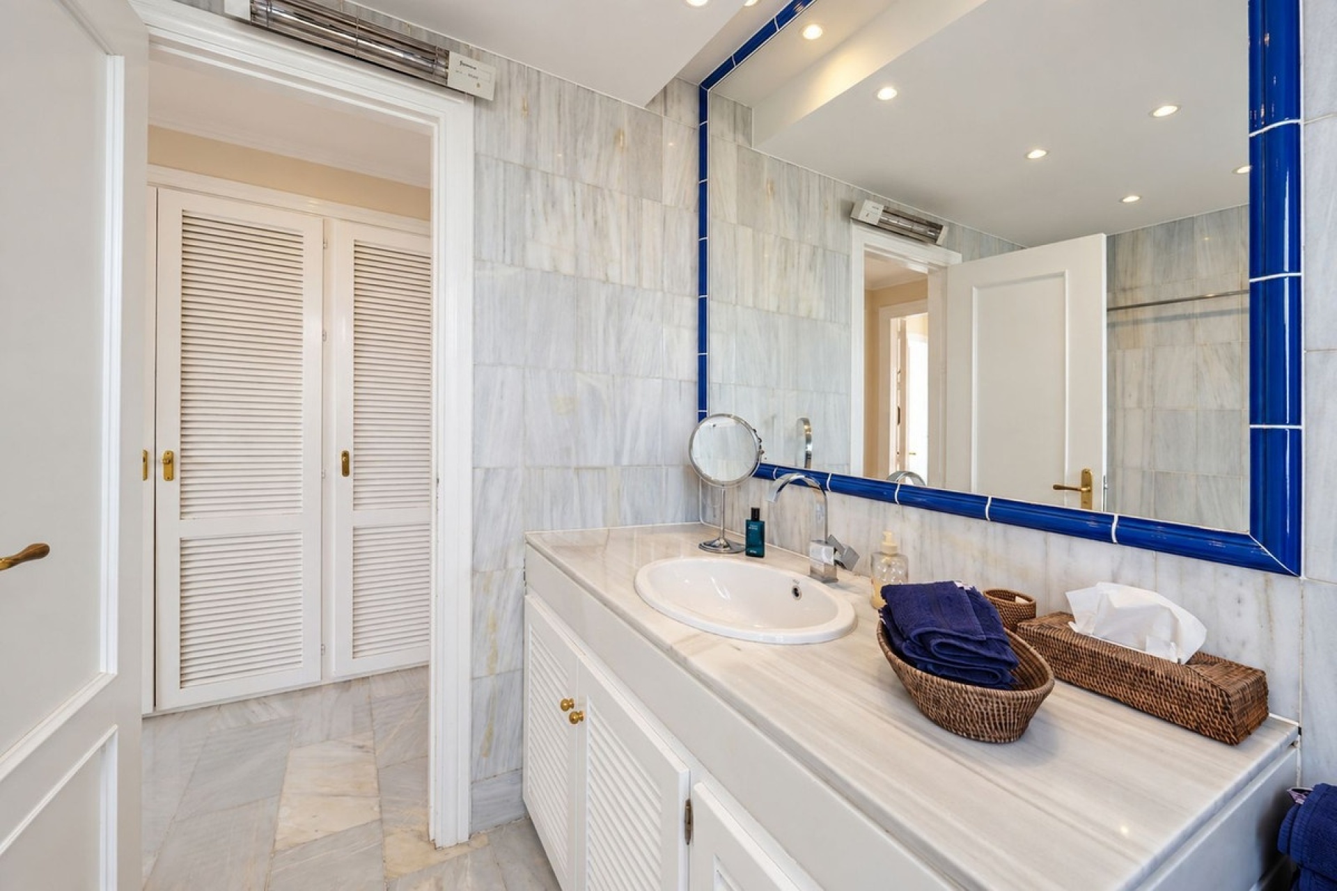 Resale - apartment - Marbella - La Mairena