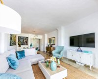 Resale - apartment - Marbella - Las Brisas