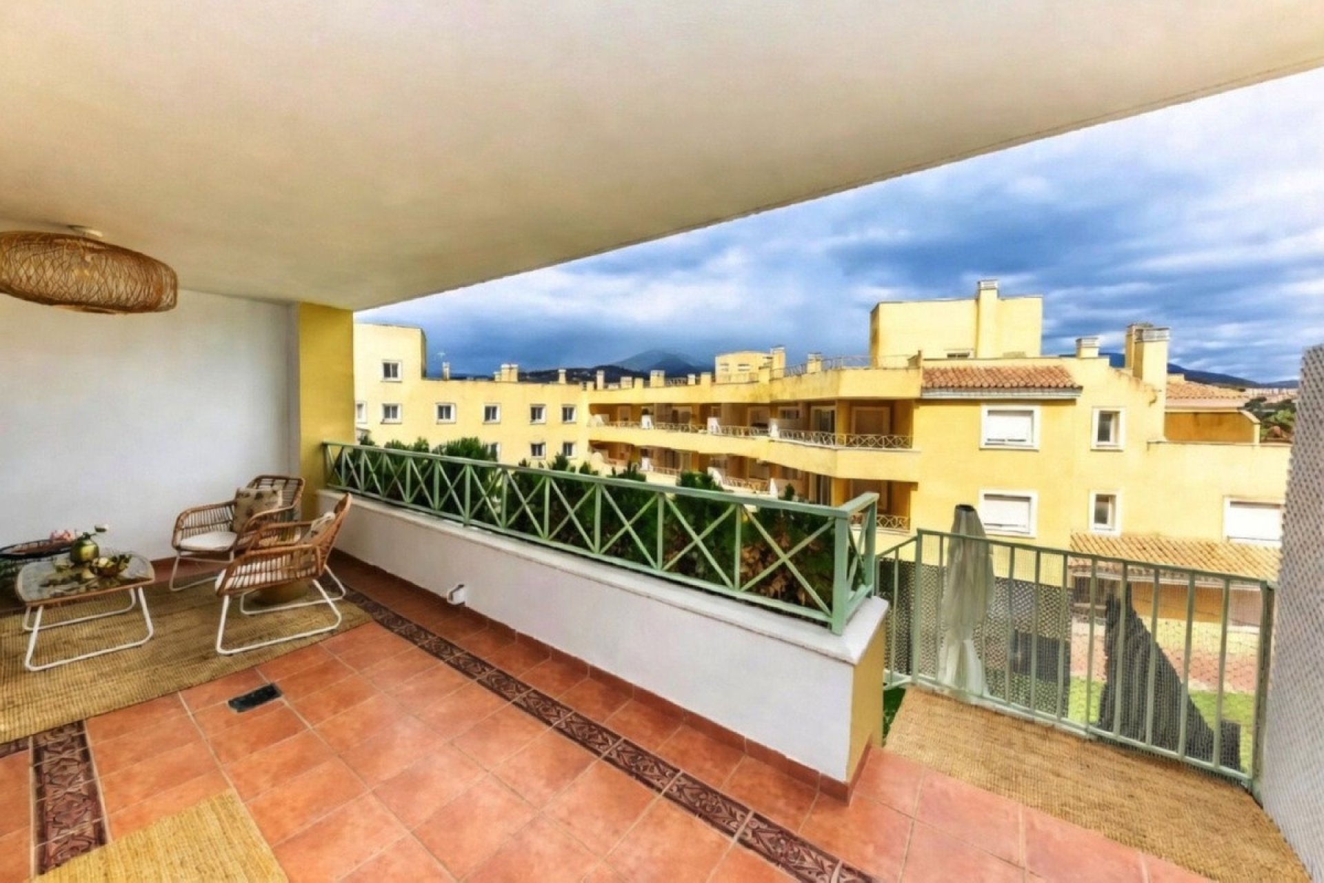 Resale - apartment - Marbella - Las Brisas