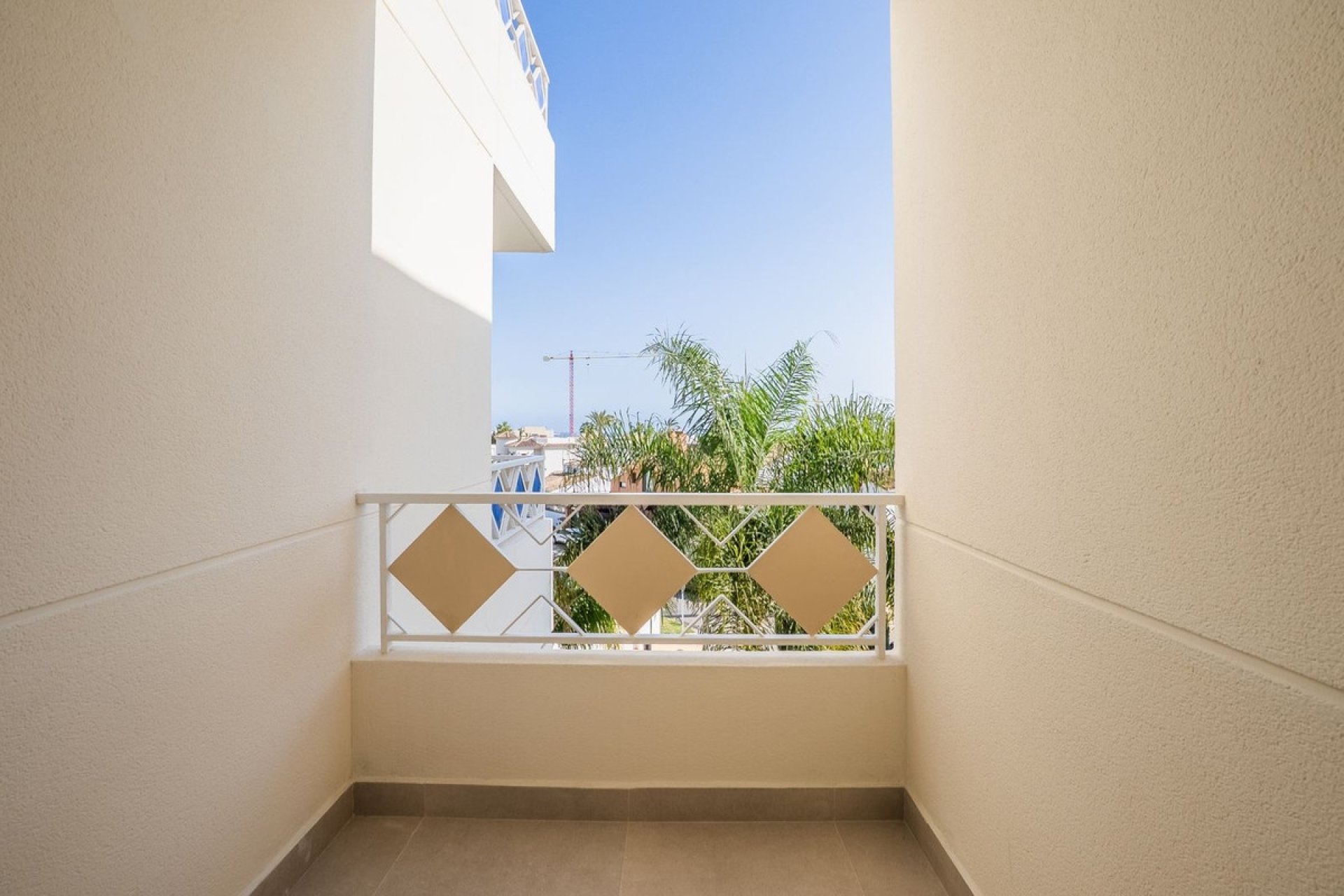 Resale - apartment - Marbella - Las Chapas