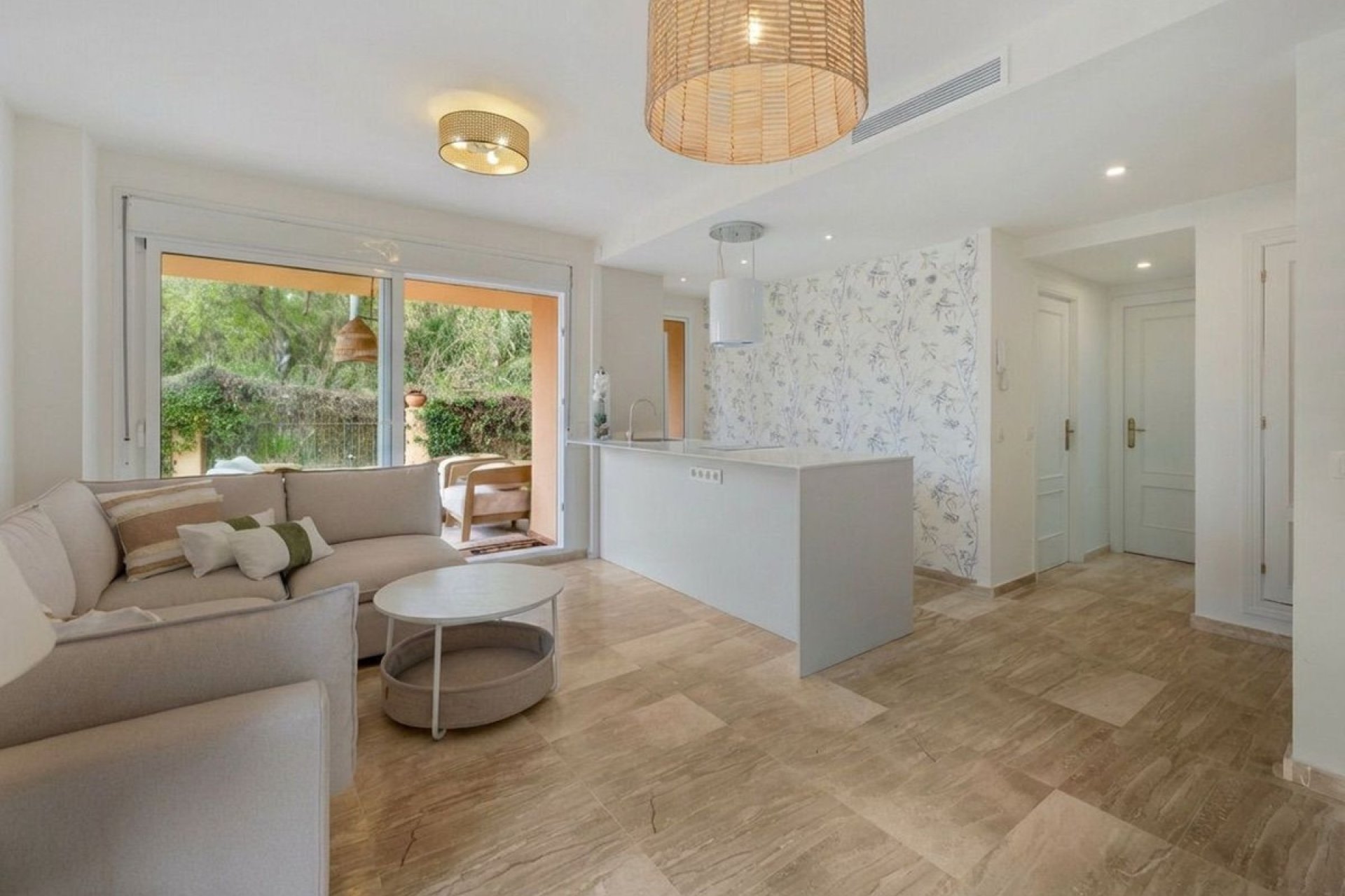 Resale - apartment - Marbella - Las Chapas