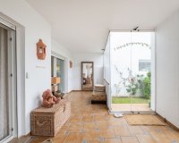 Resale - apartment - Marbella - Los Monteros