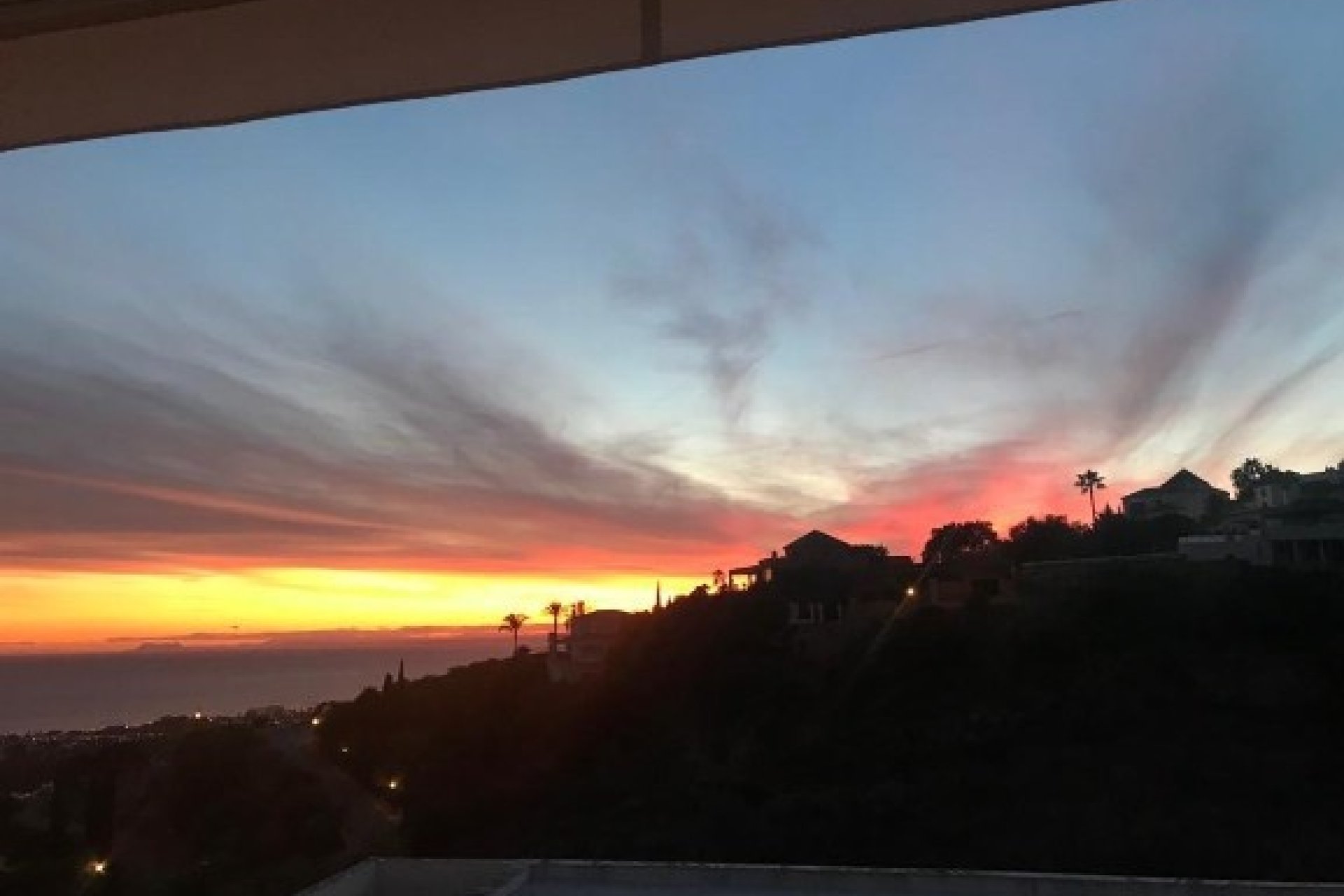 Resale - apartment - Marbella - Los Monteros