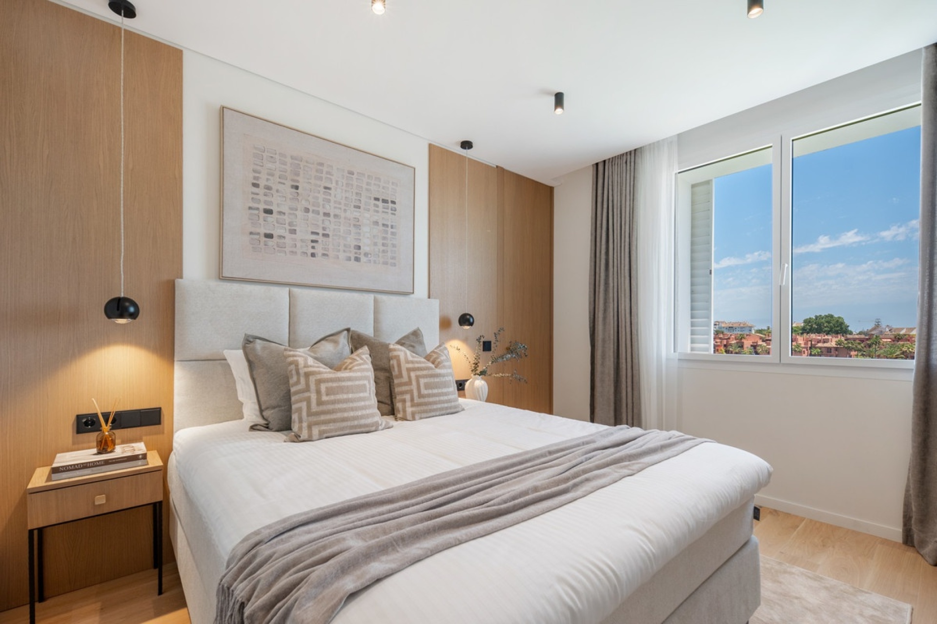 Resale - apartment - Marbella - Los Monteros
